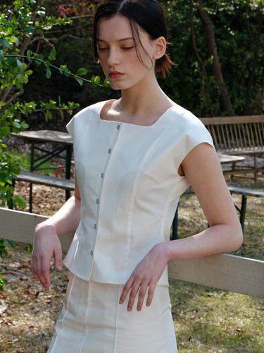 Comos 1128 Square Neck Blouse_White - ourcomos - Modalova