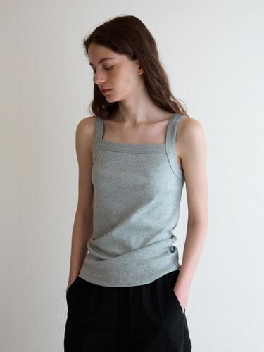 Simple Sleeveless_Grey - SPRING CROCUS - Modalova