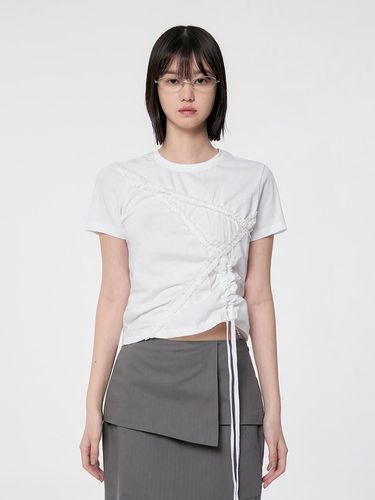 Diagonal Strap T-shirt_White - FLARE UP - Modalova