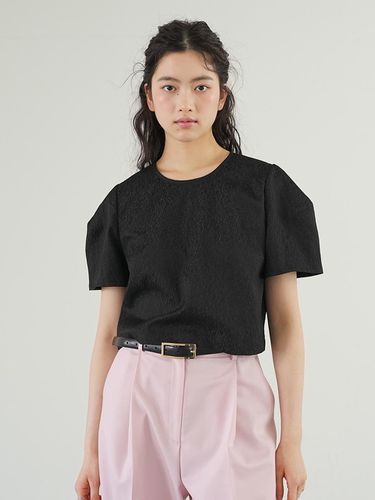 Jacquard Crop Blouse _ Black - OFN - Modalova