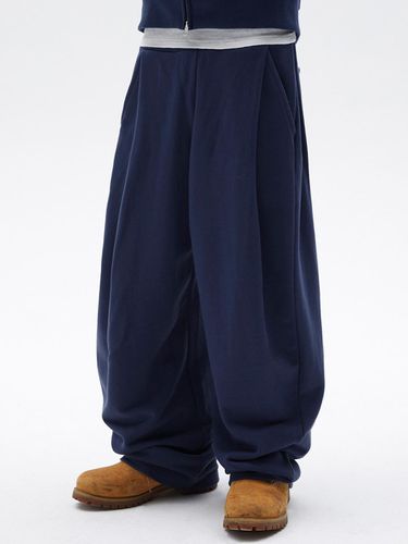 Two Tuck Long Pants_Navy - SUADE - Modalova