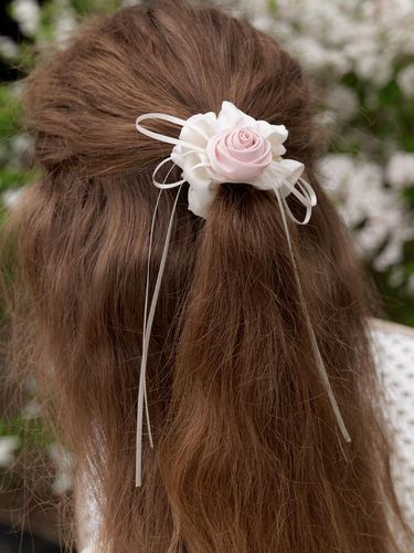 Rose Silky Ribbon Scrunchie - CARRY BARRETTE - Modalova