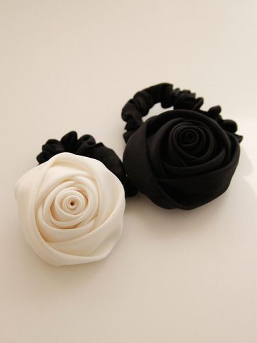 Silk Big Rose Slim Hair Tie - J.Lauren - Modalova