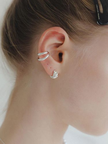 Two Line Two Size Silver Earcuff - J.Lauren - Modalova