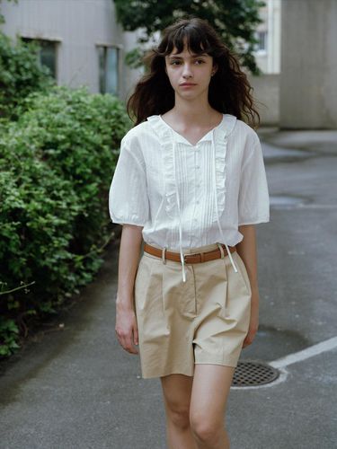 Cotton Linen Two-Tuck Shorts () - a.t.corner - Modalova