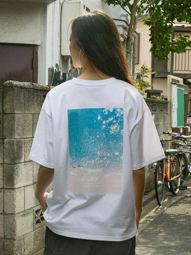 Sensitivity Beach T-shirt (2 Color) - MINIMAL PROJECT - Modalova