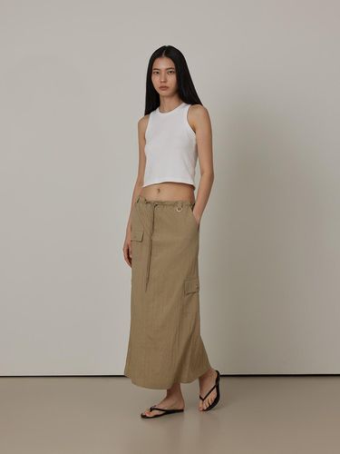 Wrinkle Nylon String Cargo Skirt - Q’SRB - Modalova