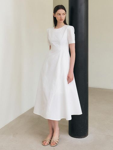 Cotton Short Sleeve Flare One-piece _ White - ARTID - Modalova