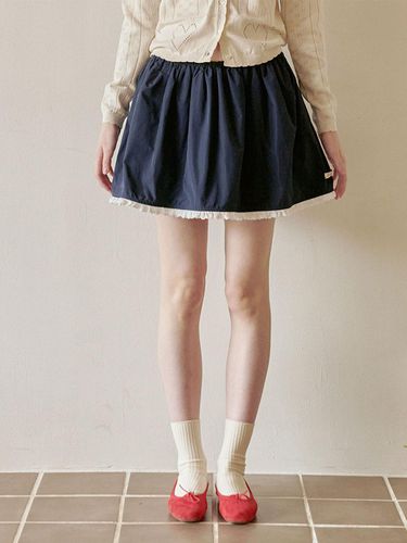 Scallop Lace Shirring Mini Skirt_Navy - EYEYE - Modalova