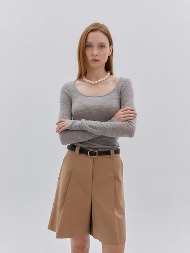 Single Pleated Bermuda Shorts - MIMEME - Modalova