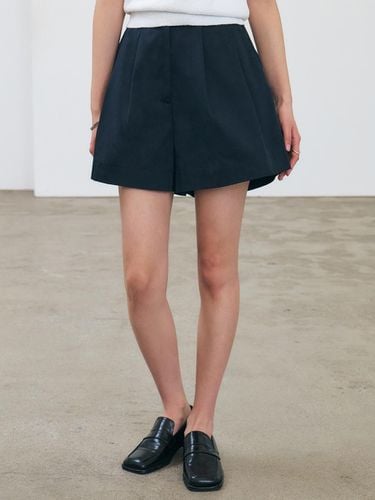 Cotton Two-Pleat Short Pants - Navy - CITYBREEZE - Modalova