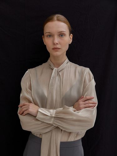 Glossed Tie Blouse - Beige - MIMEME - Modalova