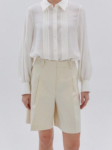 Single Pleated Bermuda Shorts - MIMEME - Modalova