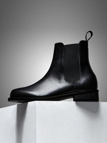 Cowhide Essential Chelsea Boots - CUSTOMADE REPUBLIC - Modalova