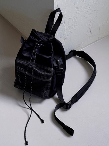 Recycled Nylon Mesh Bucket Bag_Black - RE;CODE - Modalova