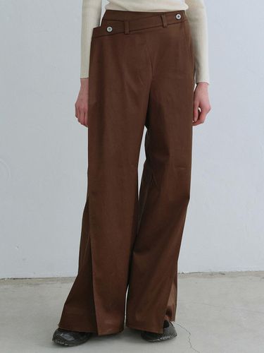 Layered Detail Pants _ Brown - RE;CODE - Modalova