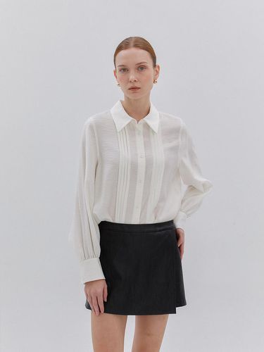 Relaxed Fit Pintuck Blouse - MIMEME - Modalova