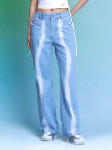 Wave Washing Denim Light Blue - ILLIGO - Modalova