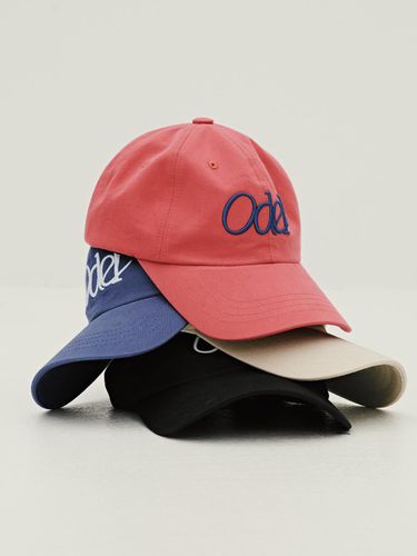 Bold Popping Embroidered Ball Cap (4 Colors) - ODER - Modalova