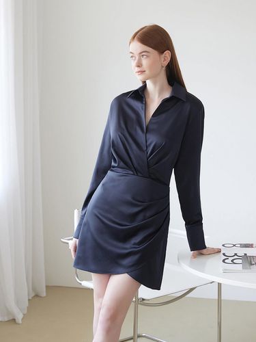 Lia Shirts Dress (Navy) - VALLO DE NERA - Modalova