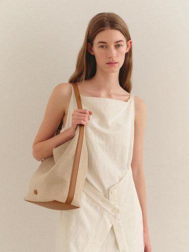 Pulpy Hobo Bag Jute - ROH SEOUL - Modalova