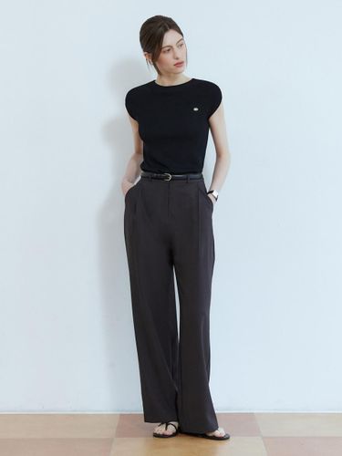 Summer pintuck straight fit slacks - ADAUL - Modalova