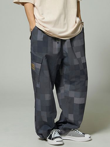 Square Camouflage Super Wide Jogger Pants_Gray - STIGMA - Modalova