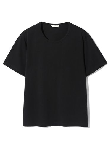 Essential Silket U Neck T-shirt_Black - BASEMOMENT - Modalova