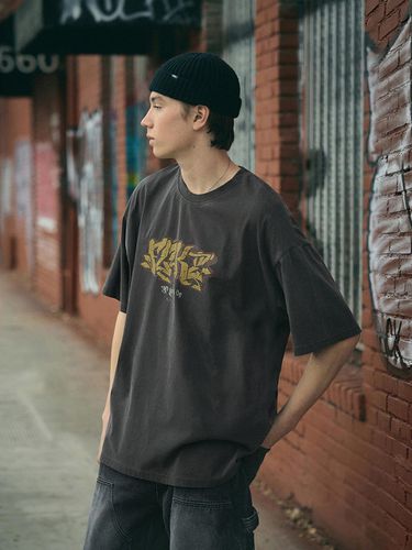 Crack Graffiti Logo Pigment T-shirt (5 Color) - Fluke - Modalova