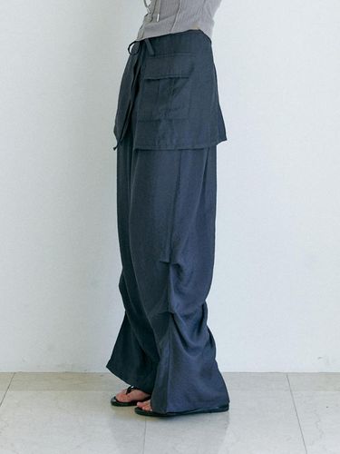 Layered Skirt Pants / Charcoal - MOIFAIRE - Modalova