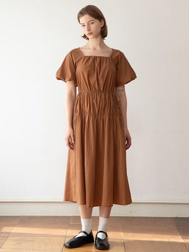 Balloon Sleeve Dress_Camel - JMARK New York - Modalova