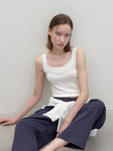 Essential Sleeveless Knit Top - Atelier Nain - Modalova