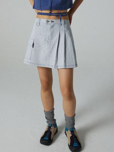 Glam Denim Pleats Skirt_White - DEARSTALKER - Modalova