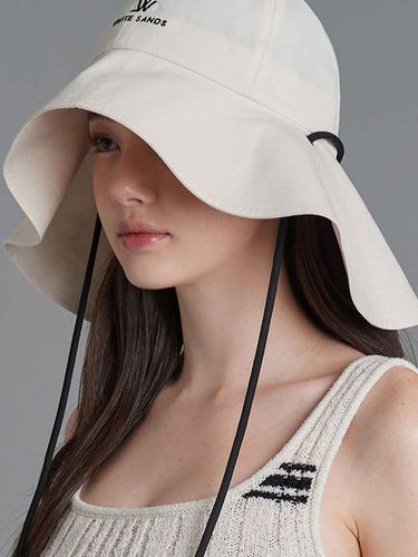 Cotton Bucket Hat - WHITE SANDS - Modalova