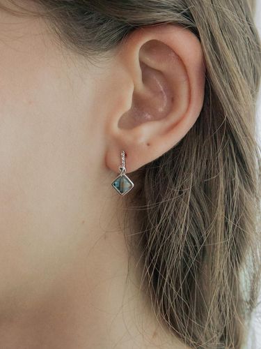 Heart Bar With Aqua Crystal Drop Earrings - MERRYMOTIVE - Modalova