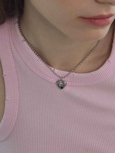 Vintage Heart With Surgical Ball Chain Necklace - MERRYMOTIVE - Modalova