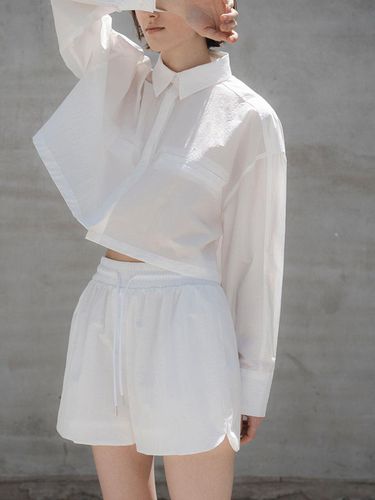 Wrinkle Anorak Shorts_White - MORCEAU PAR MORCEAU - Modalova