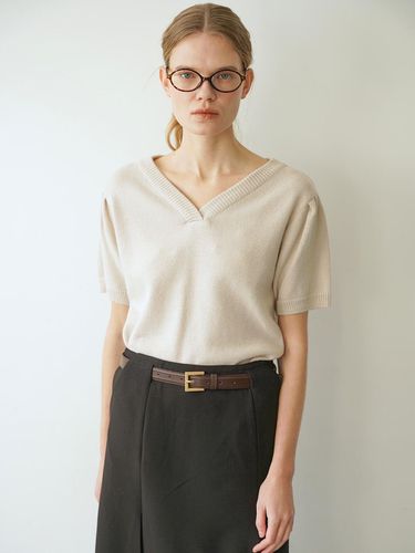 Cashmere V-Neck Puff Short Sleeve Sweater () - LEIE - Modalova