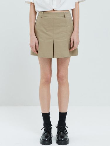 Pleated Mini Skirt - Beige - HAE BY HAEKIM - Modalova