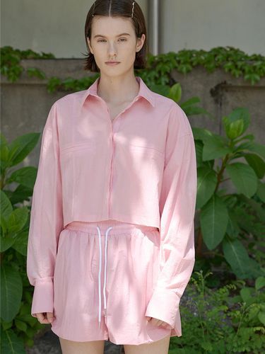 Wrinkle Anorak Shorts_Pink - MORCEAU PAR MORCEAU - Modalova