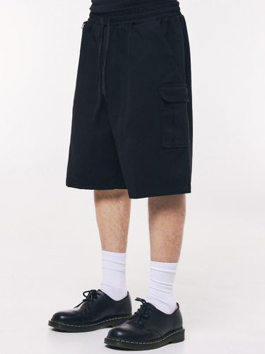 Cotton Denim Wide Cargo Half Pants_Black - THAT`S IT - Modalova