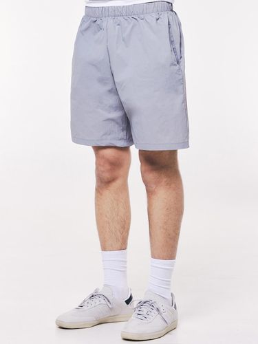 Basic Regular Fit Nylon Shorts_Cool Grey - THAT`S IT - Modalova