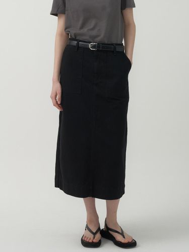 Pocket Edition Non-fade Denim Skirt - MOTT - Modalova