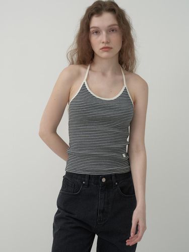 Halter Neck Stripe Sleeveless Top - MOTT - Modalova