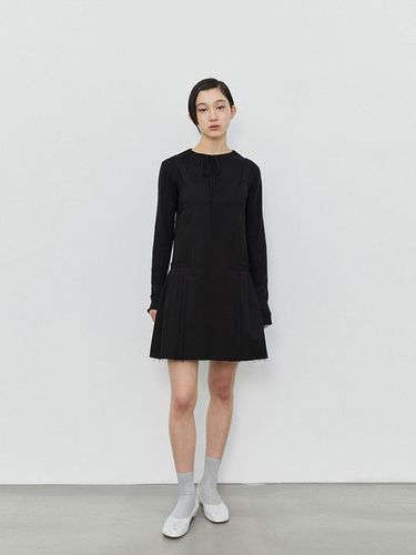 Pleated Mini Dress - Black - Burmula - Modalova