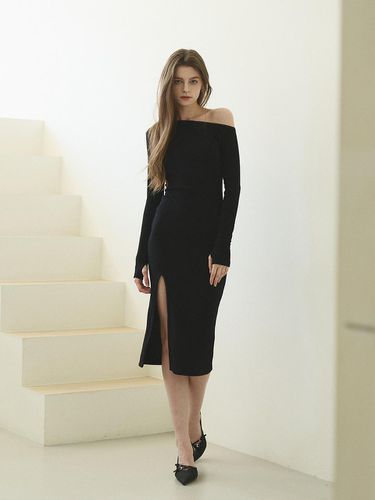 Asymmetrical Midi Dress - Black - Madey - Modalova