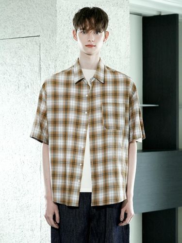 Wrinkle Stripe Check Half Shirt_Beige - WAAR FOR MEN - Modalova