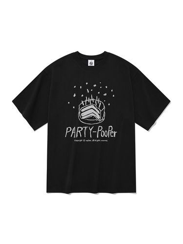 Party Pooper Short Sleeves T-Shirt - RADINEO - Modalova