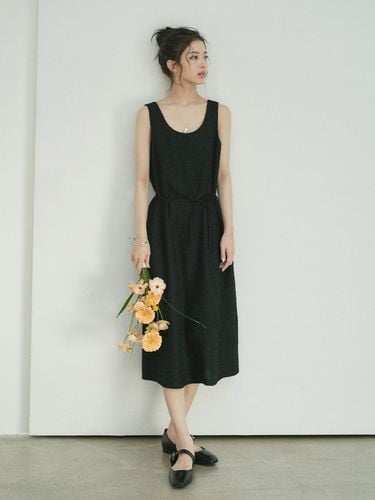 Wrinkle Sleeveless Dress_Black - Siyazu - Modalova