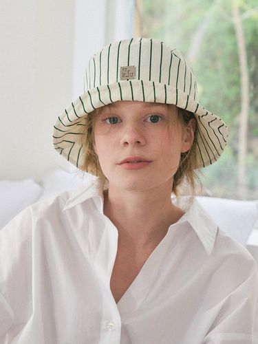 Stripe Bucket Hat - RaJu - Modalova